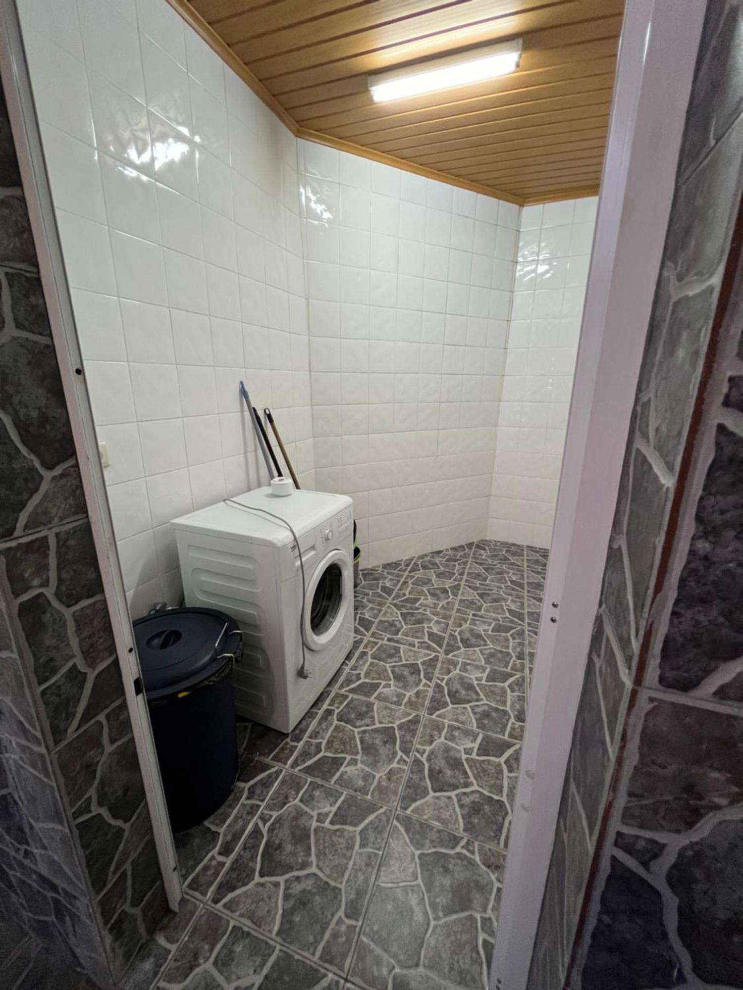 Casa A 2 Minutos A Pe De Piscina Natural Ponta Delgada Exterior foto